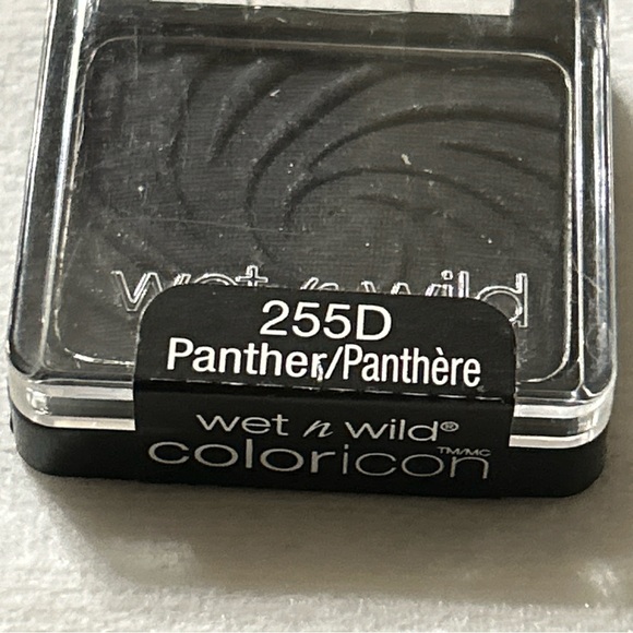 Wet N Wild Color Icon Eye Shadow Single 255D Panther .06 oz (black matte) sealed - Picture 4 of 7